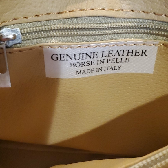 Genuine leather purse - Picture 2 of 3